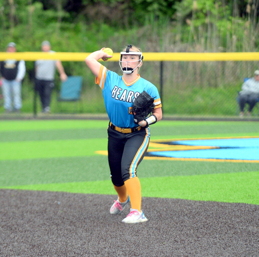 Golden Bears win Region 1 Championship | News, Sports, Jobs